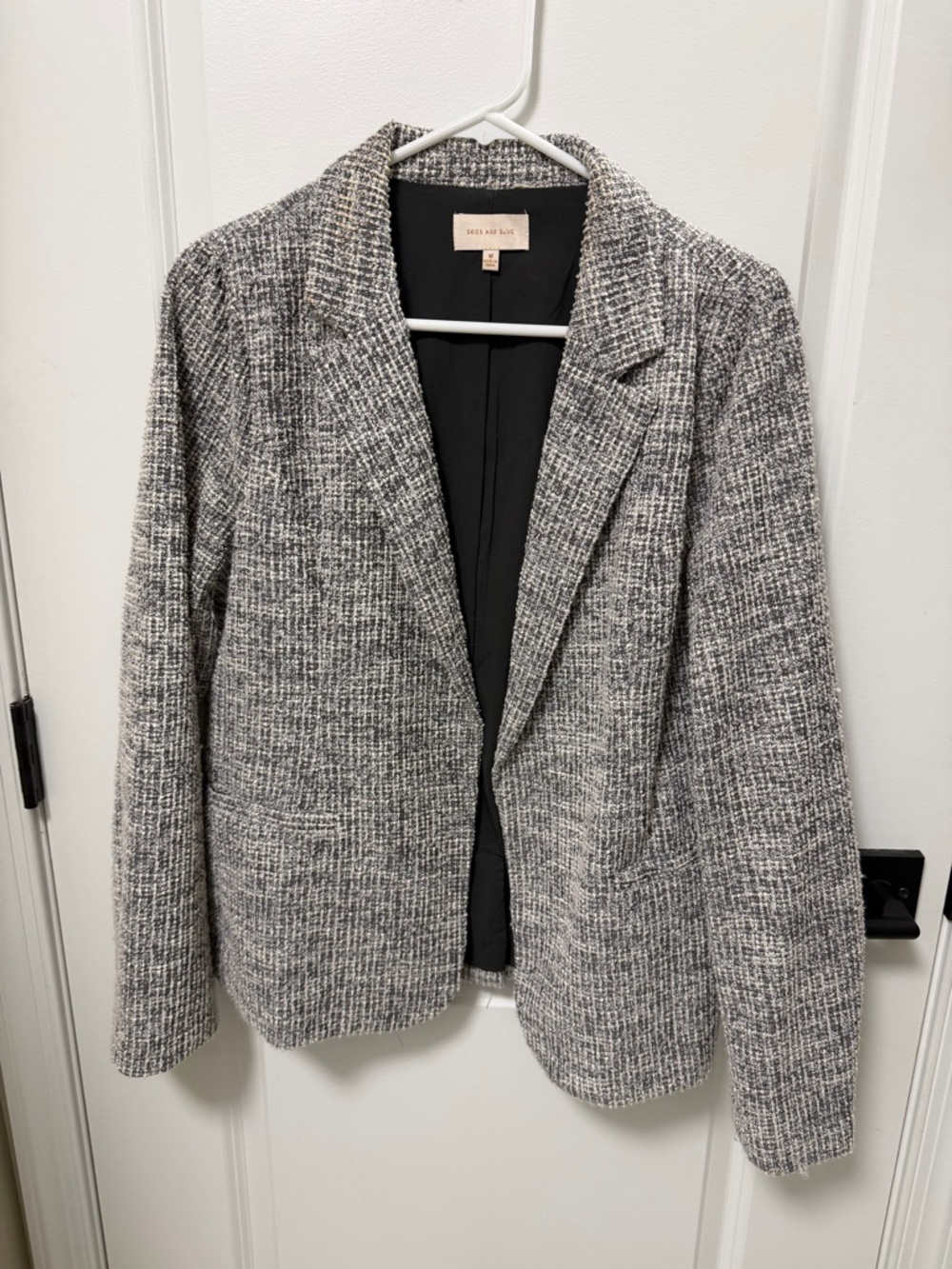 Skies Are Blue Black & White Tweed Blazer